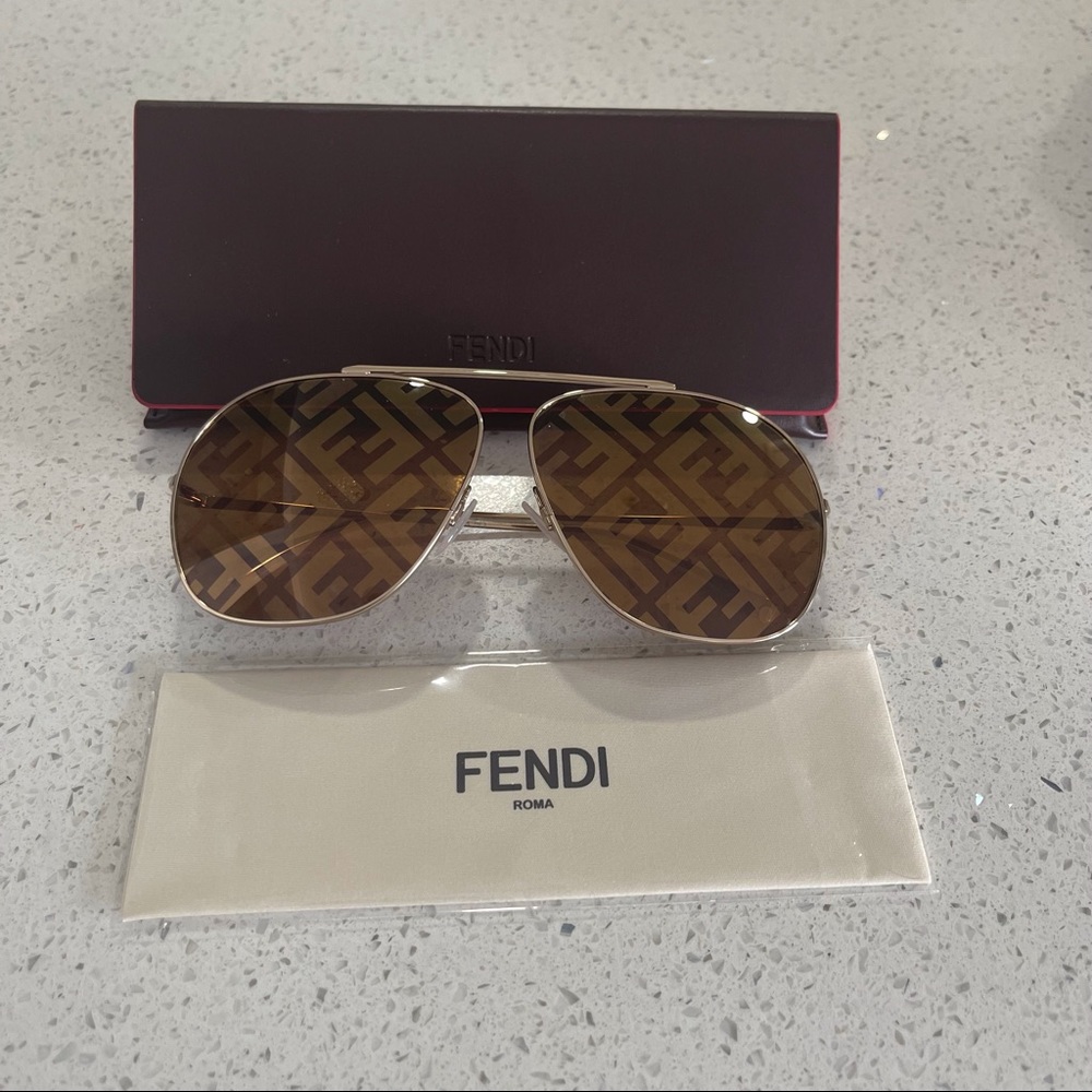 NEW FENDI SUNGLASSES AVIATOR GOLD w/BROWN LENS